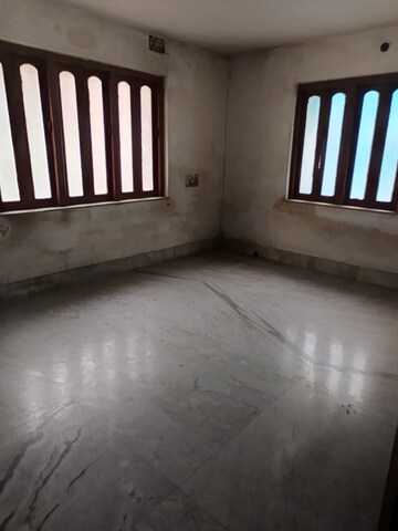 Room in 4 BHK Independent House at Shibpur – for Sale