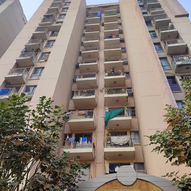 Exterior View, unitech-the-residences-sector-33 3.5 Bedroom 1570 Sq.Ft. Apartment In Sector 33 Gurgaon 8149531