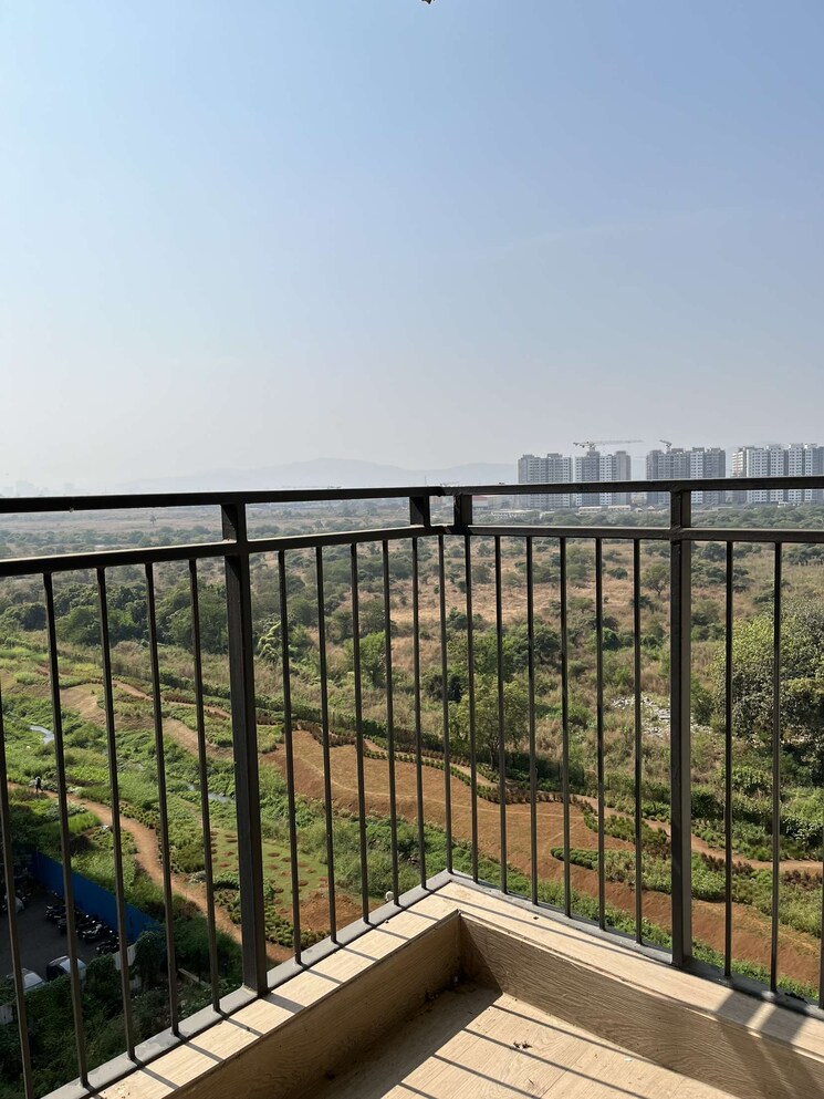 Balcony, lodha-palava-aurelia 2 Bedroom 527 Sq.Ft. Apartment In Dombivli East Thane 8149597
