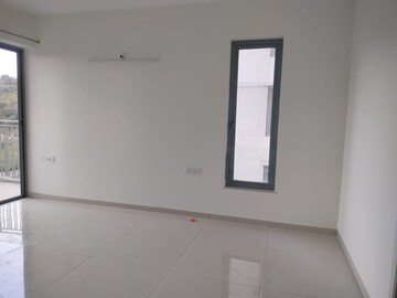 Room in 3 BHK Apartment at Kalpataru Jade Residences, Baner – for Sale