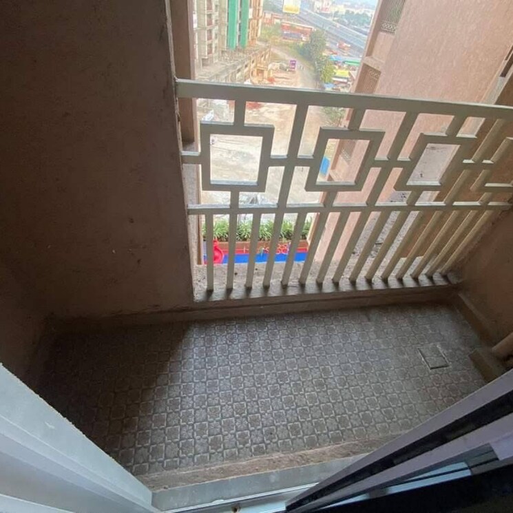 Balcony, paradise-sai-world-city-phase-2 2 Bedroom 689 Sq.Ft. Apartment In Palaspe Phata Navi Mumbai 8149620