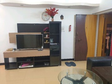 Furnished Amenities in 2 BHK Apartment at Golden Park Complex, Gokul Nagar – for Rent