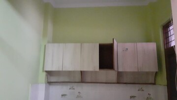 Furnished Amenities in 2 BHK Apartment at Gomti Nagar – for Rent