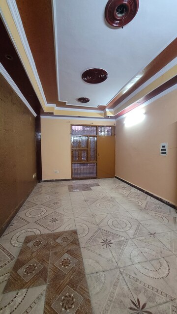 Bedroom in 2 BHK Builder Floor at Dilshad Colony – for Rent