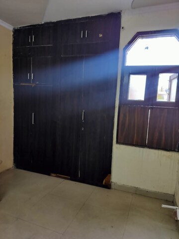 Bedroom in 2 BHK Builder Floor at Dilshad Colony – for Rent