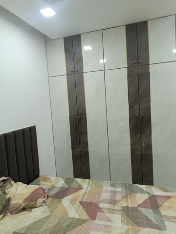Furnished Amenities in 2 BHK Apartment at Shreeji Atlantis, Malad West – for Rent