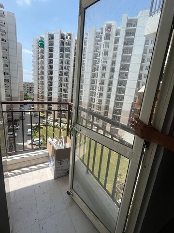Balcony in 2 BHK Apartment at Suncity Avenue 76, Sector 76 – for Rent