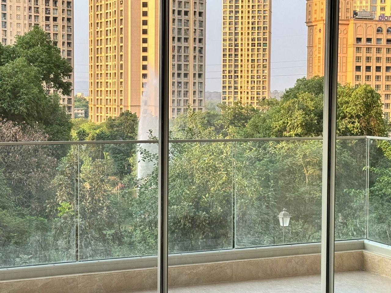 4 BHK + Pooja Room,Study Room Apartment For Sale in Hiranandani Lake Enclave