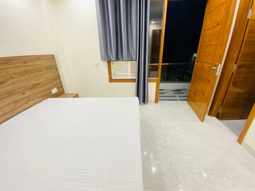 Staircase in 2 BHK Builder Floor at Uday Arden 45, Sector 45 – for Rent