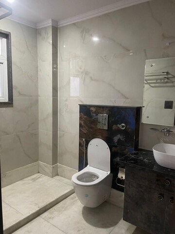 Master Bedroom in 2 BHK Builder Floor at Ardee City, Sector 52 – for Rent