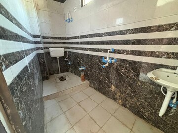 Parking in 3 BHK Apartment at La Residentia, Tech Zone 4 Greater Noida – for Sale