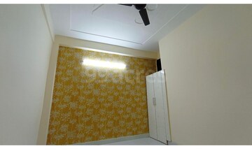 Room in 3 BHK Apartment at La Residentia, Tech Zone 4 Greater Noida – for Sale