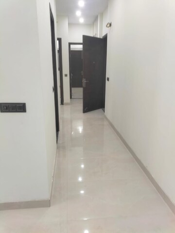 Building Lobby in 3 BHK Builder Floor at Shivalik Colony – for Rent