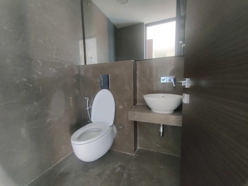 Bathroom in 4 BHK Apartment at Raheja Imperia, Worli – for Sale