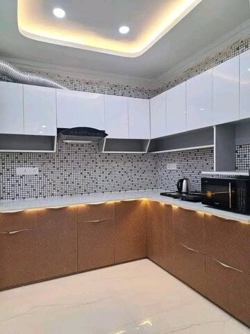 2 BHK Apartment For Rent in Saket