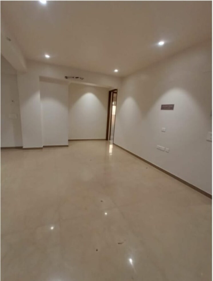 Room, sabarmati 4 Bedroom 3600 Sq.Ft. Apartment In Sabarmati Ahmedabad 8149902