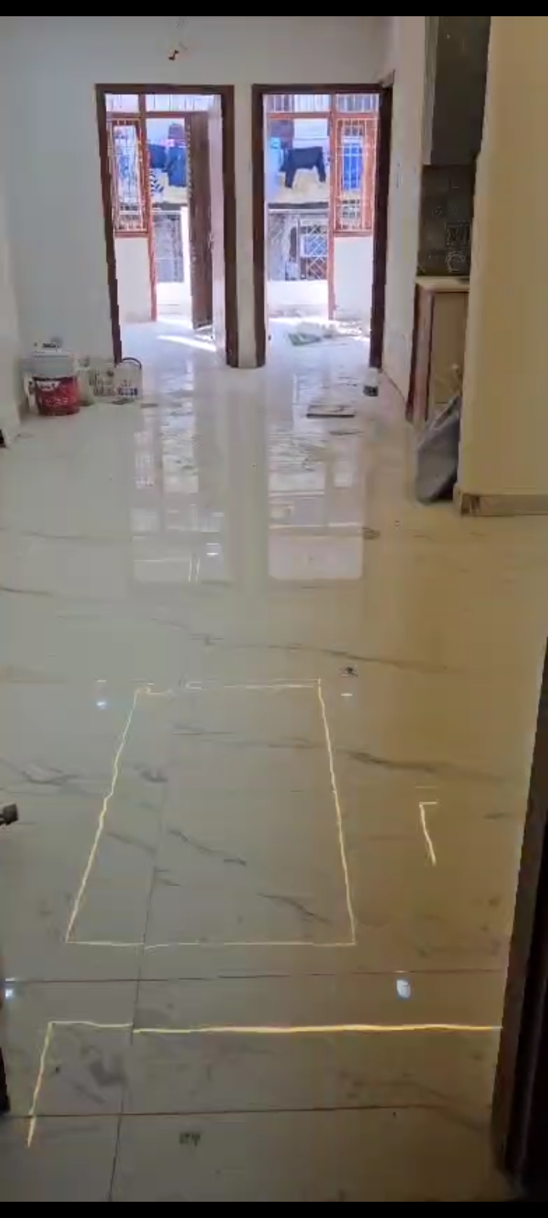 2 BHK + Extra Room Apartment For Sale in Dilshad Garden