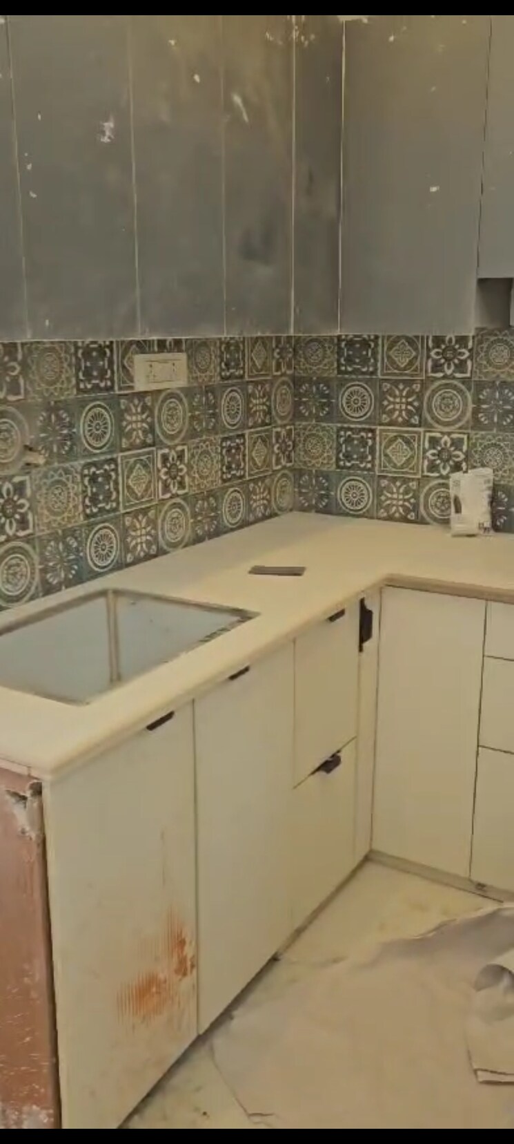 Kitchen, dilshad garden 2 Bedroom 900 Sq.Ft. Apartment In Dilshad Garden Delhi 8149915