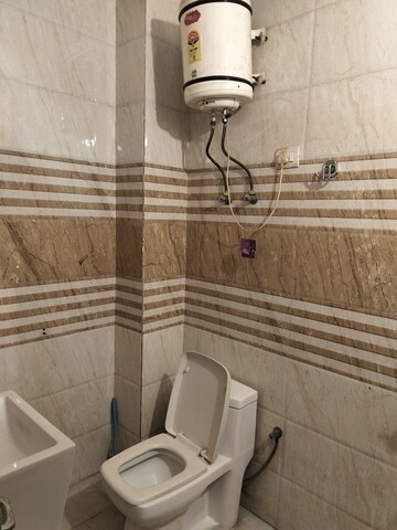 Bathroom in 3 BHK Independent House at RWA Apartments Sector 71, Sector 71 – for Rent