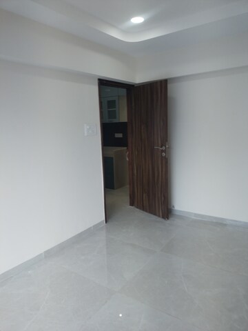 Room in 2 BHK Apartment at Advait 78 East, Kurla East – for Rent