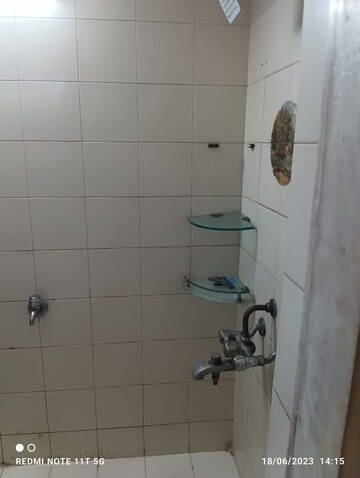 Bathroom in 2 BHK Apartment at Sarita Apartment Chunabhatti, Chunabhatti – for Rent