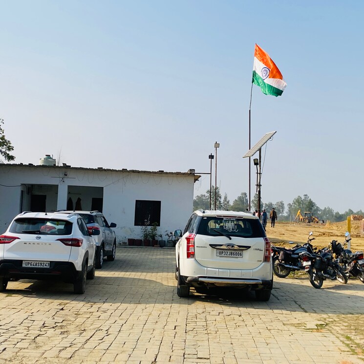  Parking, gosainganj  2152 Sq.Ft. Plot In Gosainganj Lucknow 8149962