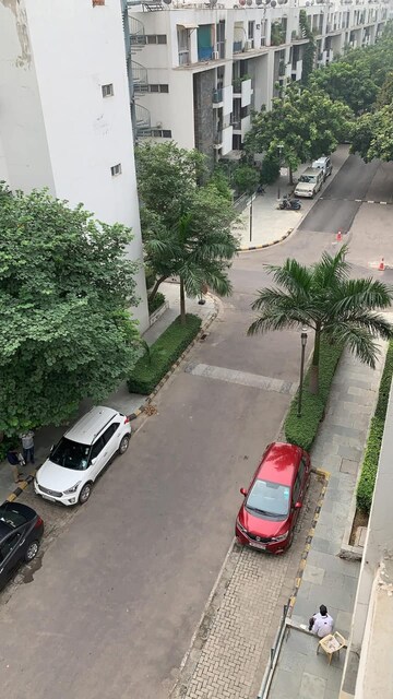 Parking in 3 BHK Apartment at Vatika City, Sector 49 – for Rent