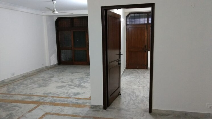 Exterior View, kalkaji 6+ Bedroom 200 Sq.Yd. Independent House In Kalkaji Delhi 8149981