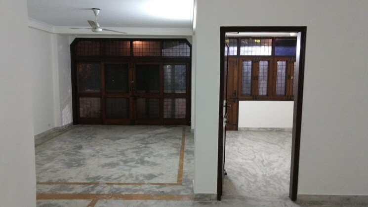 Exterior View, kalkaji 6+ Bedroom 200 Sq.Yd. Independent House In Kalkaji Delhi 8149981