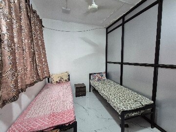  Pg For Rent in Vashi