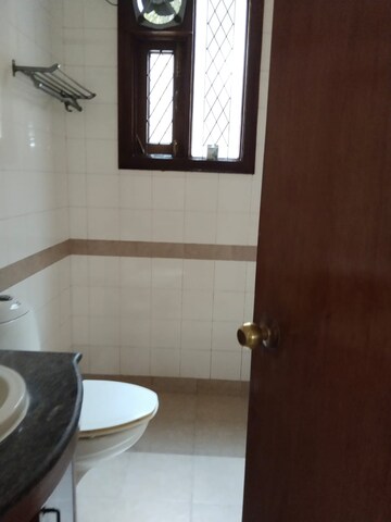 3 BHK Builder Floor For Rent in Sector 25