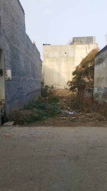  Plot For Sale in Raj Nagar Extension