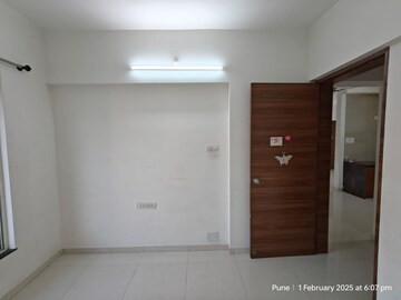 Room in 2 BHK Apartment at Sharada Alliance Paritosh, Balewadi – for Rent