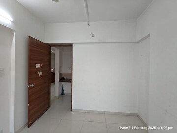 Room in 2 BHK Apartment at Sharada Alliance Paritosh, Balewadi – for Rent