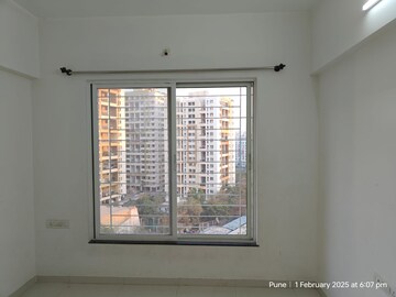 Room in 2 BHK Apartment at Sharada Alliance Paritosh, Balewadi – for Rent