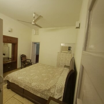 Bathroom in 4 BHK Independent House at Sector 8 – for Rent