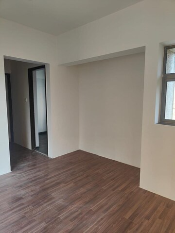 Room in 2 BHK Apartment at Lodha Splendora, Ghodbunder Road – for Sale
