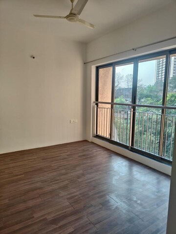 Room in 2 BHK Apartment at Lodha Splendora, Ghodbunder Road – for Sale