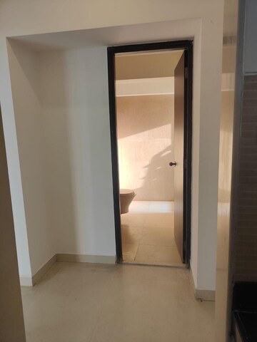 Room in 2 BHK Apartment at Lodha Splendora, Ghodbunder Road – for Sale