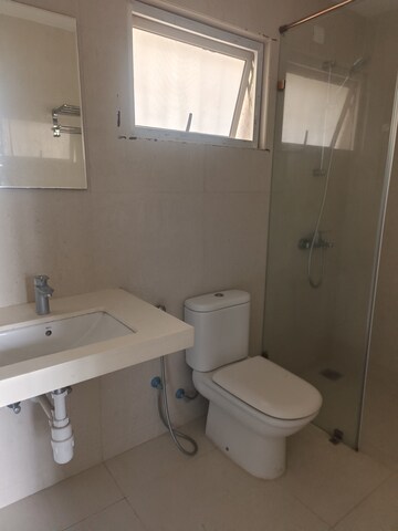 Bathroom in 3 BHK Villa at Hiranandani Cottages, Devanahalli – for Rent