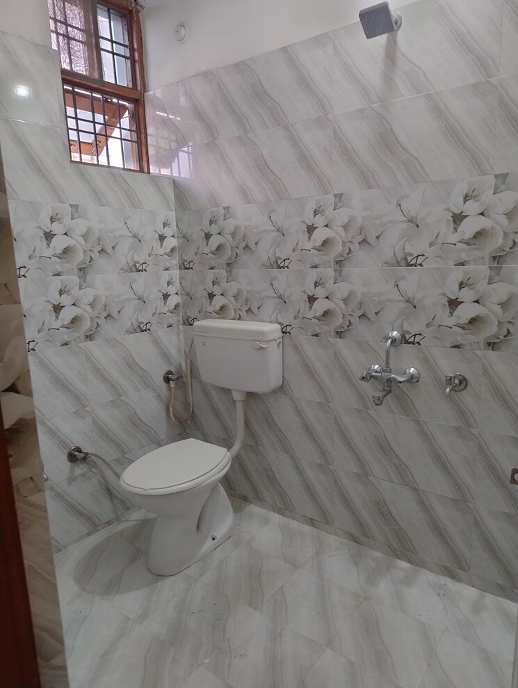 Bathroom, gomti nagar 2 Bedroom 1000 Sq.Ft. Independent House In Gomti Nagar Lucknow 8150113