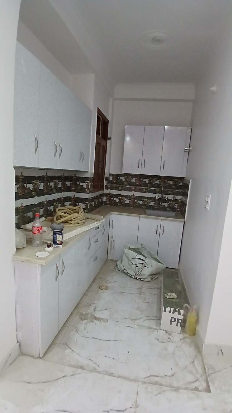 Kitchen, noor nagar 3 Bedroom 990 Sq.Ft. Apartment In Noor Nagar Delhi 8150118