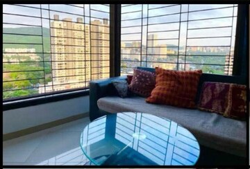 Room in  Pg at Maharaja Retreat CHS, Goregaon East – for Rent