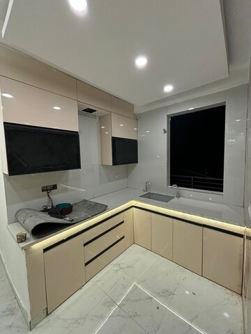 Kitchen in 2 BHK Builder Floor at Mayur Vihar Phase 1 – for Rent