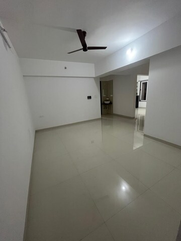 Room in 2 BHK Apartment at Ranjekar Ratnankur, Kothrud – for Rent