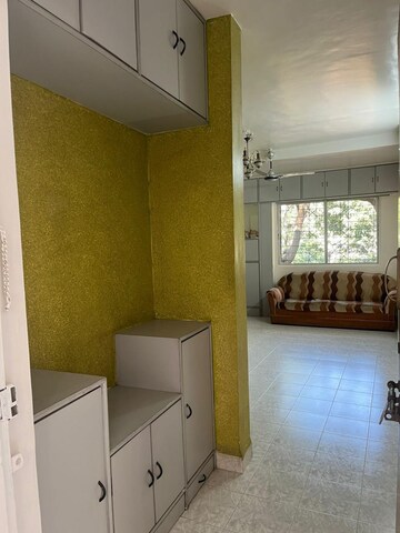 Room in 2 BHK Apartment at Mahadkar Residency, Paud Road – for Rent