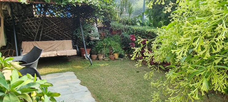 Garden, eros-rosewood-villas 5 Bedroom 6500 Sq.Ft. Villa In Sector 50 Gurgaon 8150156