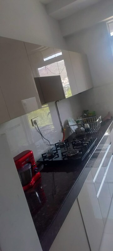 Master Bedroom in 2 BHK Apartment at Sheth Vasant Lawns, Laxmi Nagar – for Rent