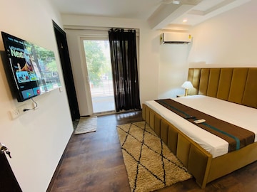 Bedroom in 1 BHK Builder Floor at RWA Residential Society Sector 46, Sector 46 – for Rent
