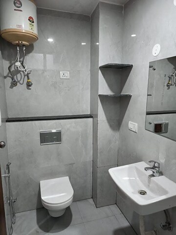 Bathroom in 1 RK Builder Floor at Saurabh Niwas, Sector 40 – for Rent